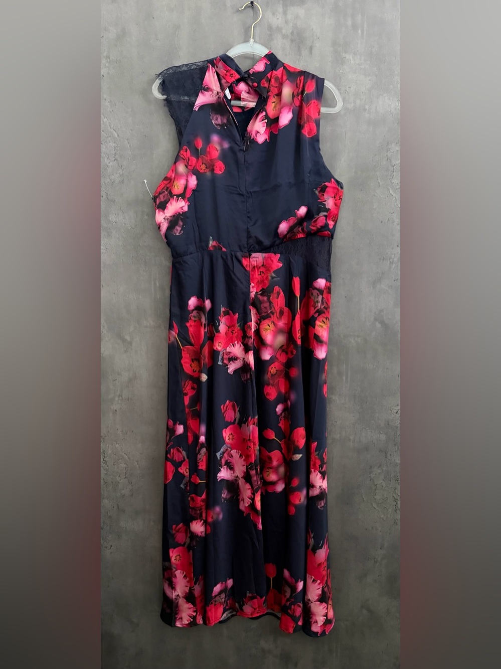 Petal & Pup Anabelle Halter Neck Lace Maxi Dress XL B1886 - Picture 3 of 5